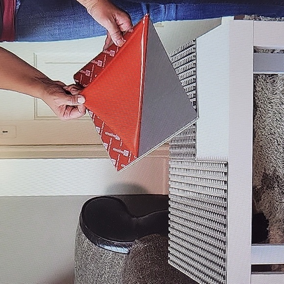 Creative QT Peel'n Stick Baseplates, set of 4 NEW - Picture 3 of 6